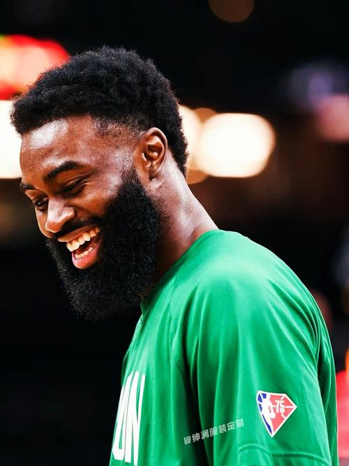 迈阿密国际4-0辛辛那提晋级四强，梅西助攻戴帽+头球破门，阿连德双响