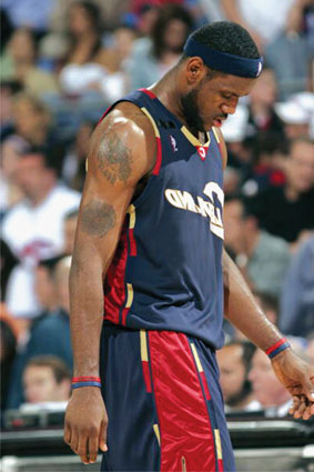 欧冠-加蒂倒钩孔塞桑一条龙 尤文2-2比利亚雷亚尔 [欧冠尤文图斯]