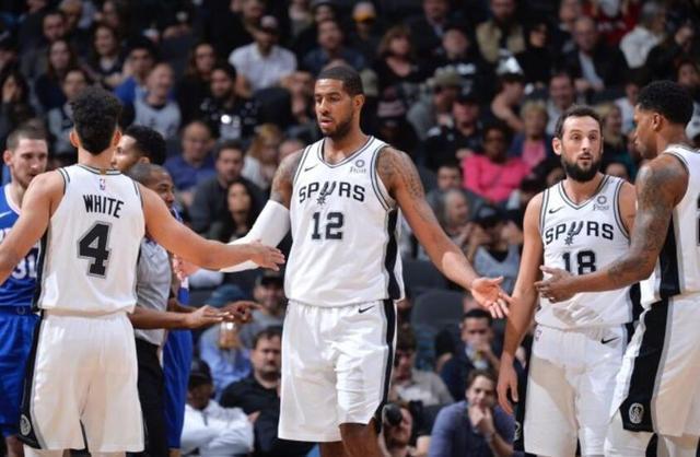 西甲：巴萨4-2战胜马竞